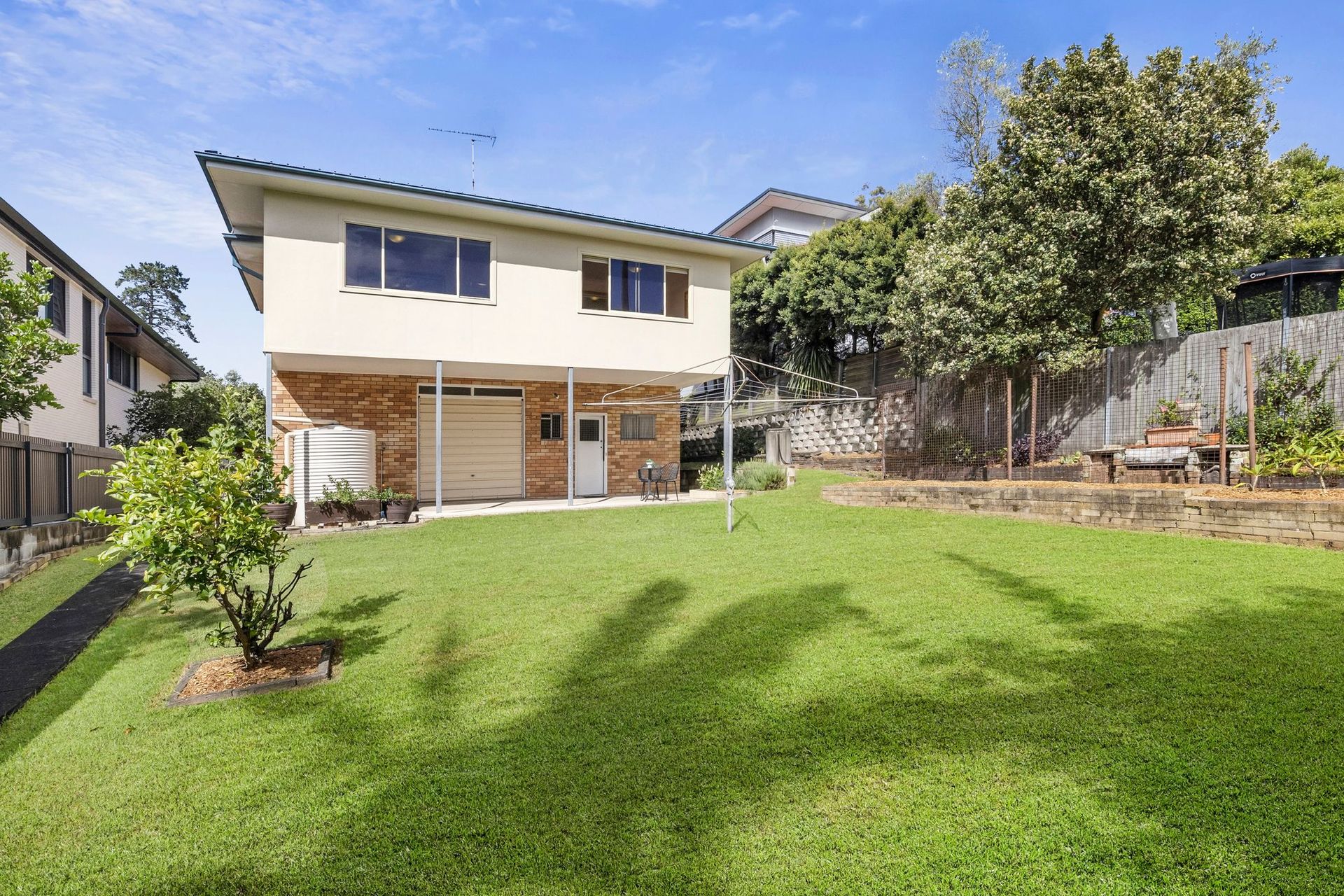 4 Ellery Parade, Seaforth - Thumbnail 2