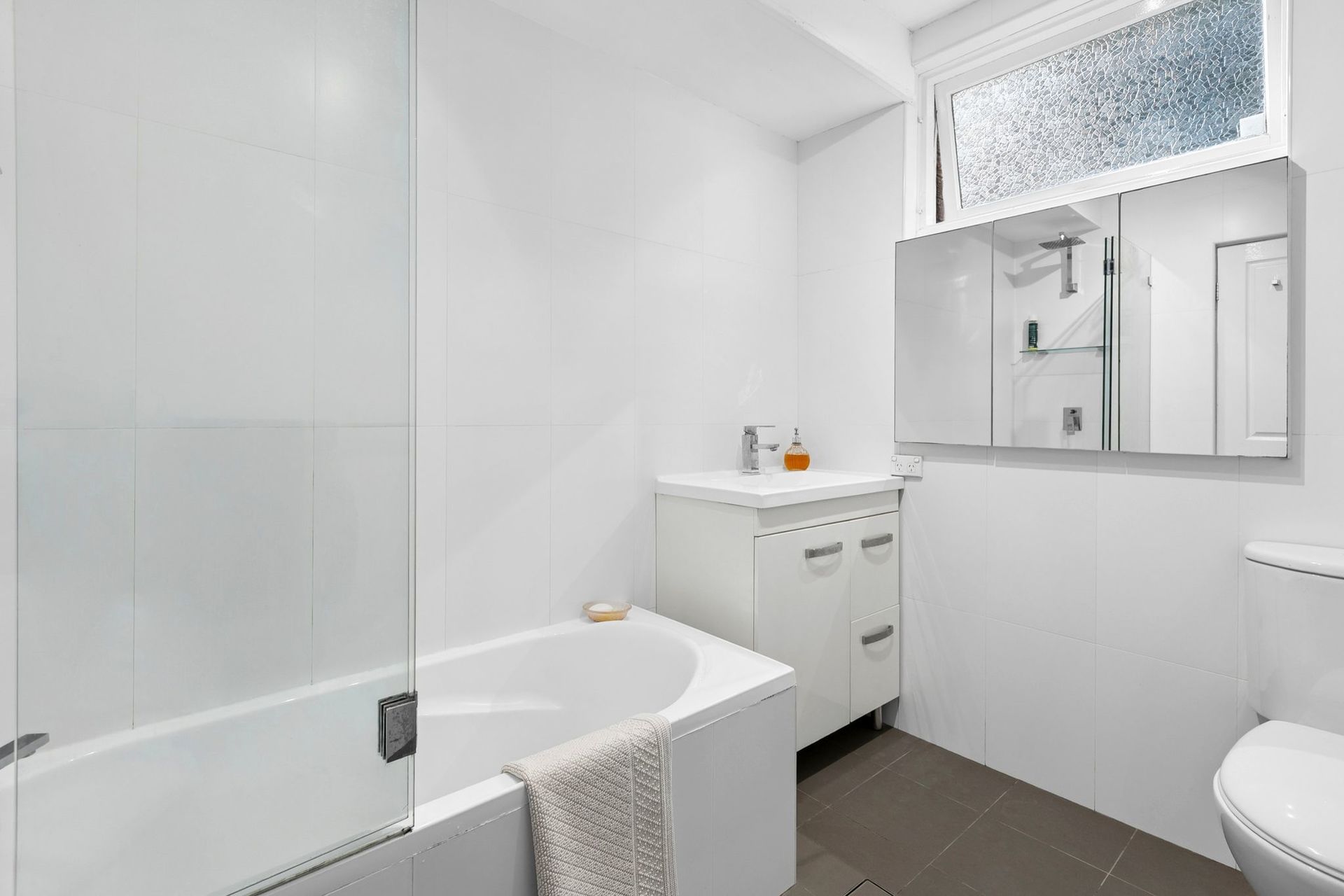 2/35 McDonald Street, Freshwater - Thumbnail 6