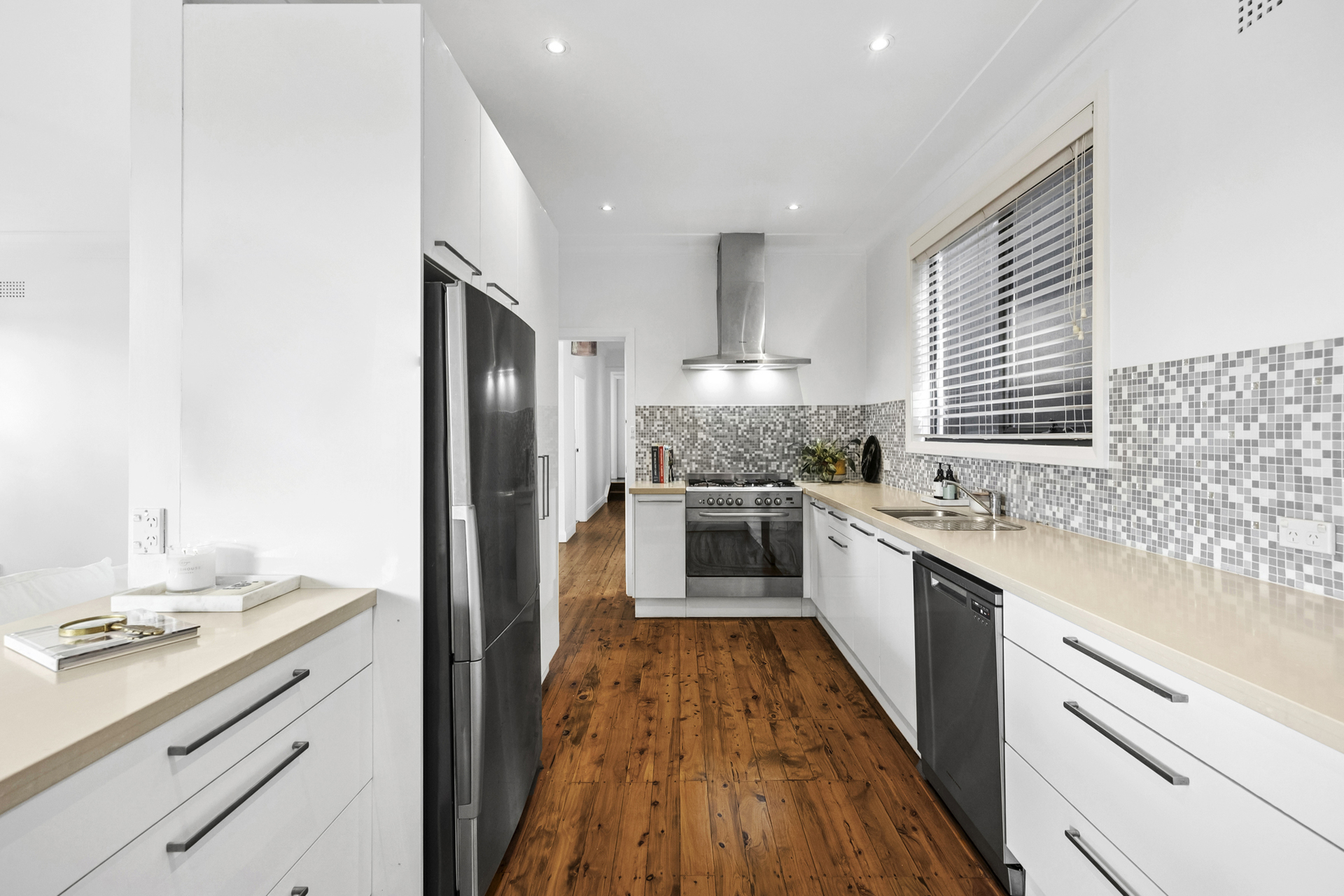 21 Lynwood Avenue, Narraweena - Thumbnail 8