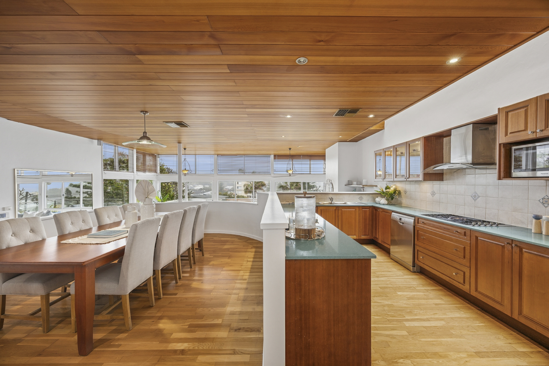 61 Undercliff Road, Freshwater - Thumbnail 7