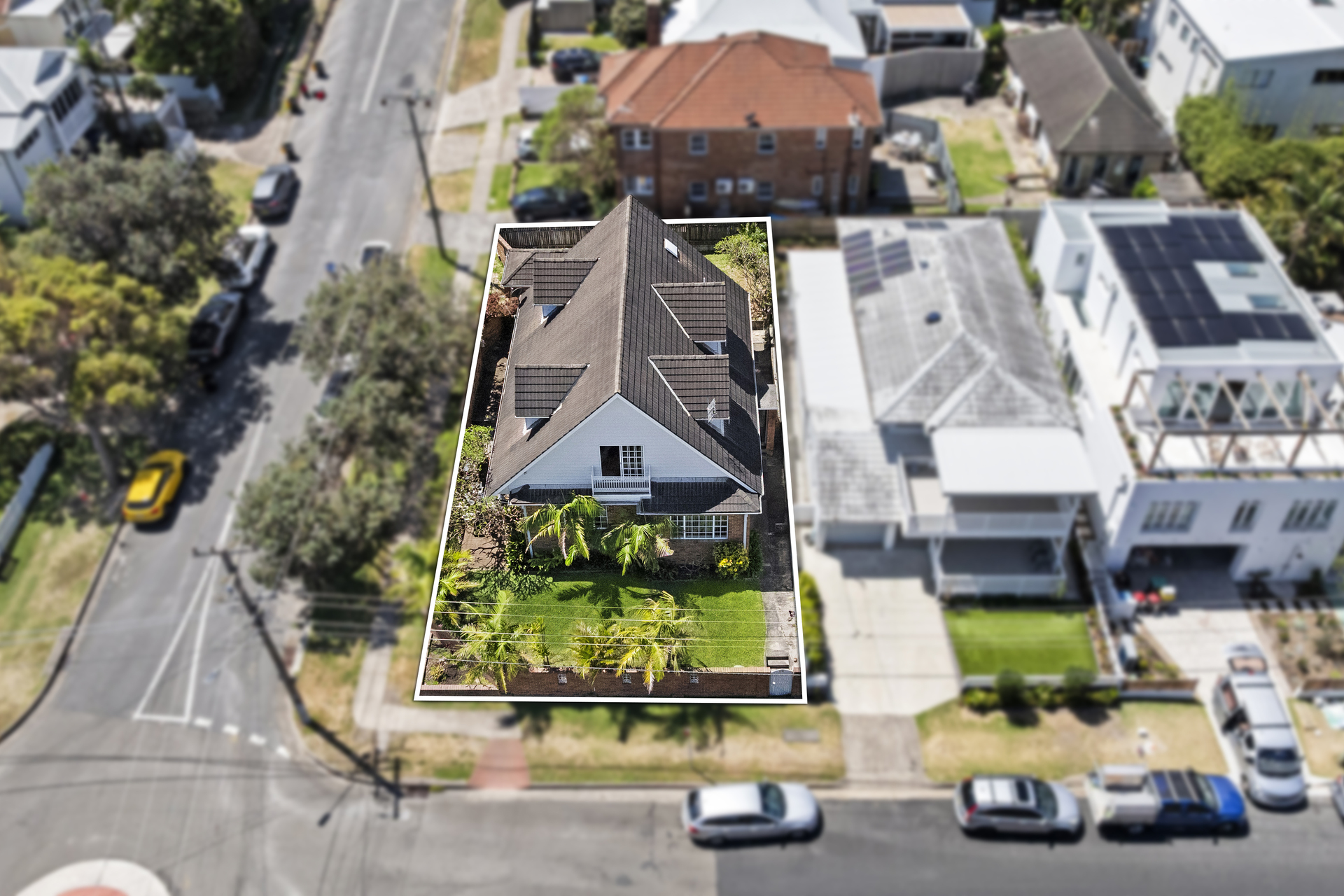 24 Ocean View Road, Freshwater - Thumbnail 3