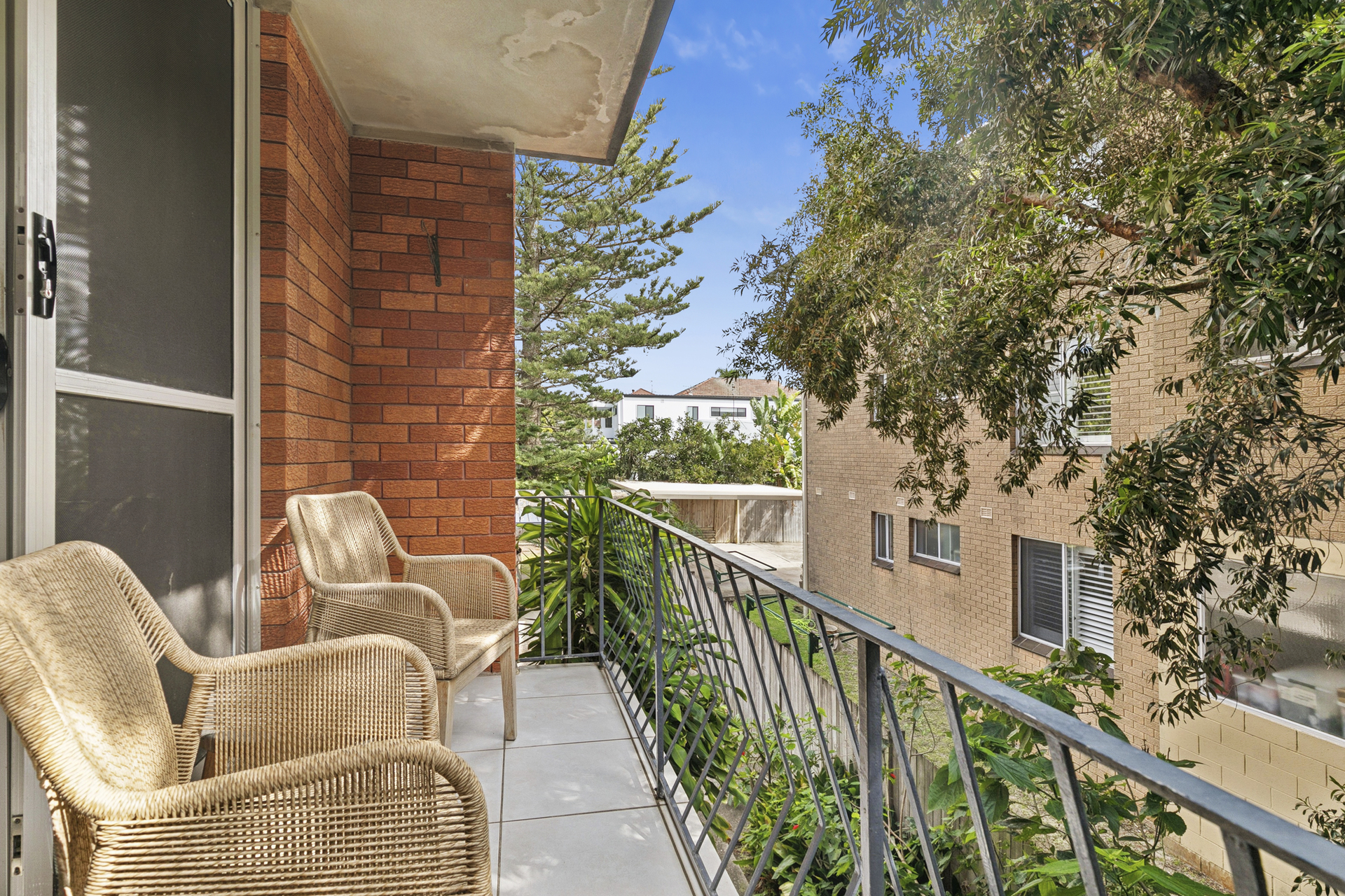 6/70 Harbord Road, Freshwater - Thumbnail 3