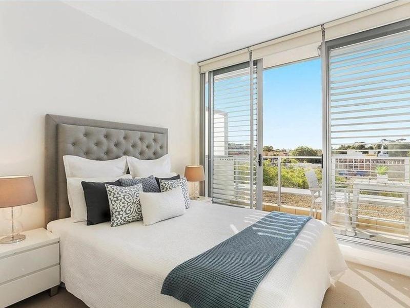 1206/10 Sturdee Parade, Dee Why - Thumbnail 2
