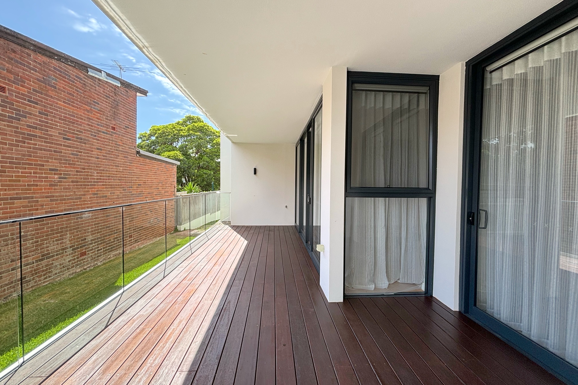 4/18 Marmora Street, Freshwater - Thumbnail 3