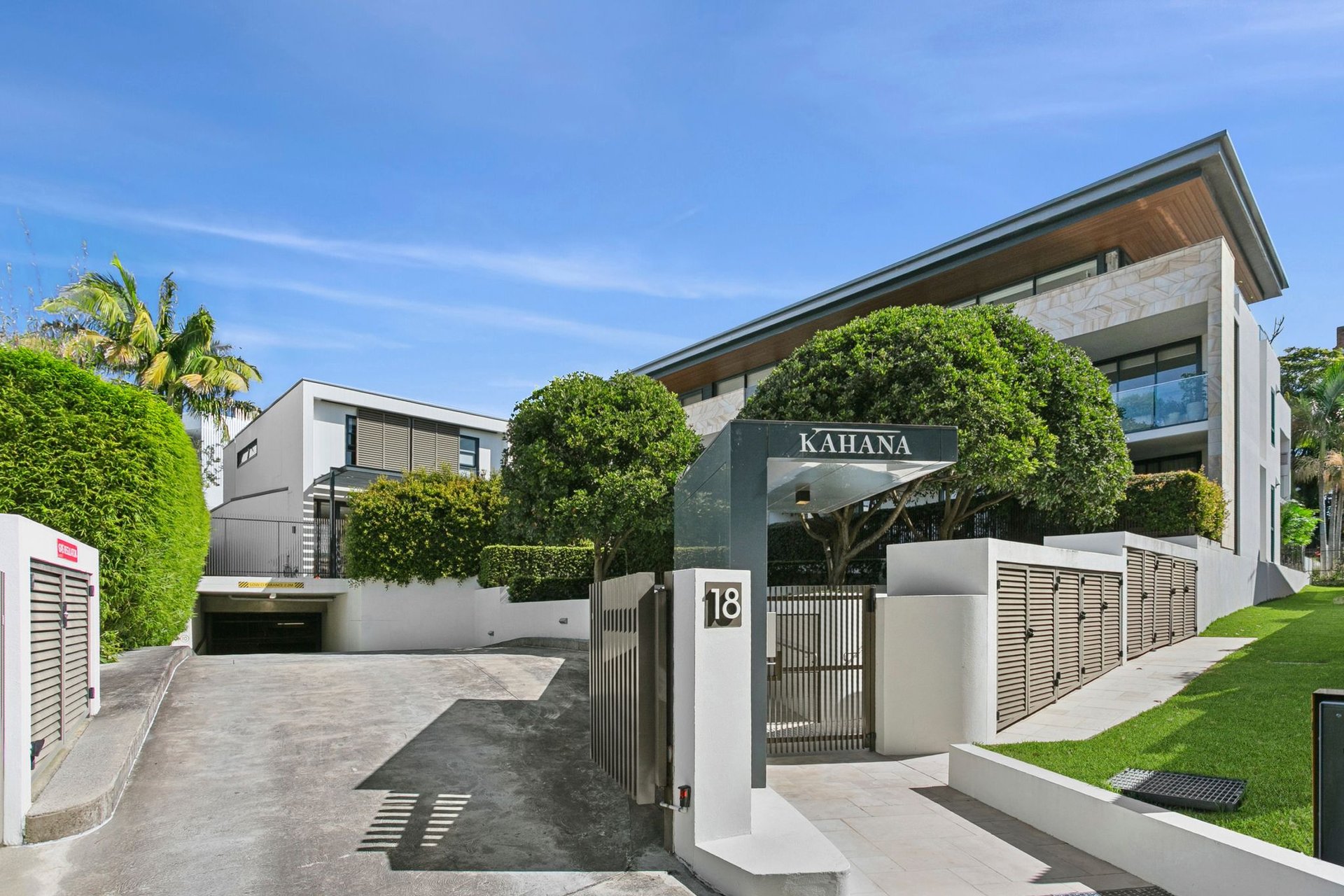 4/18 Marmora Street, Freshwater - Image 1