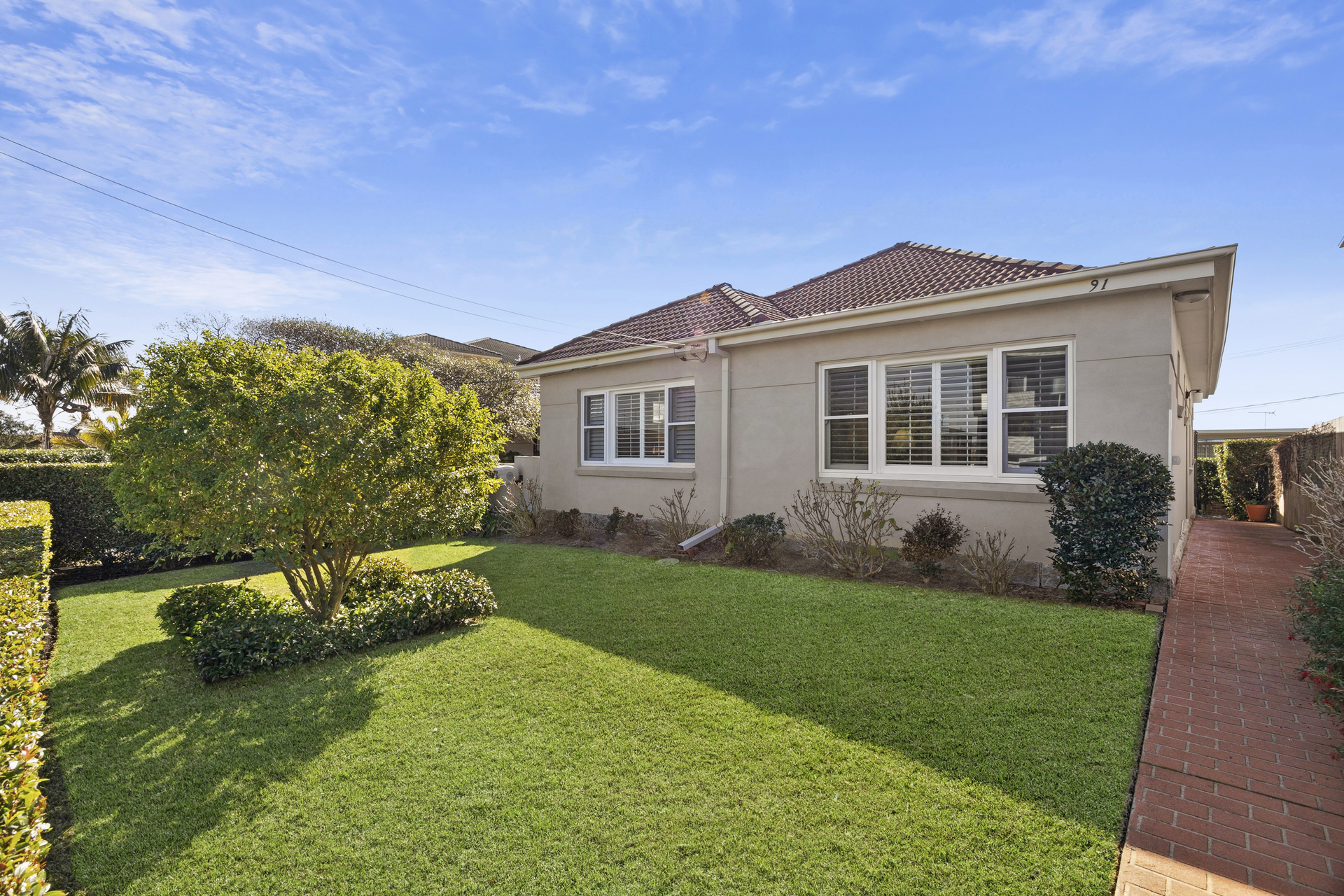 91 Crown Road, Queenscliff - Thumbnail 2