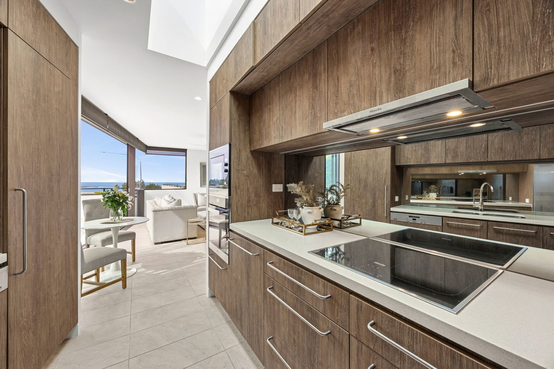 14/80 Evans Street, Freshwater - Thumbnail 5