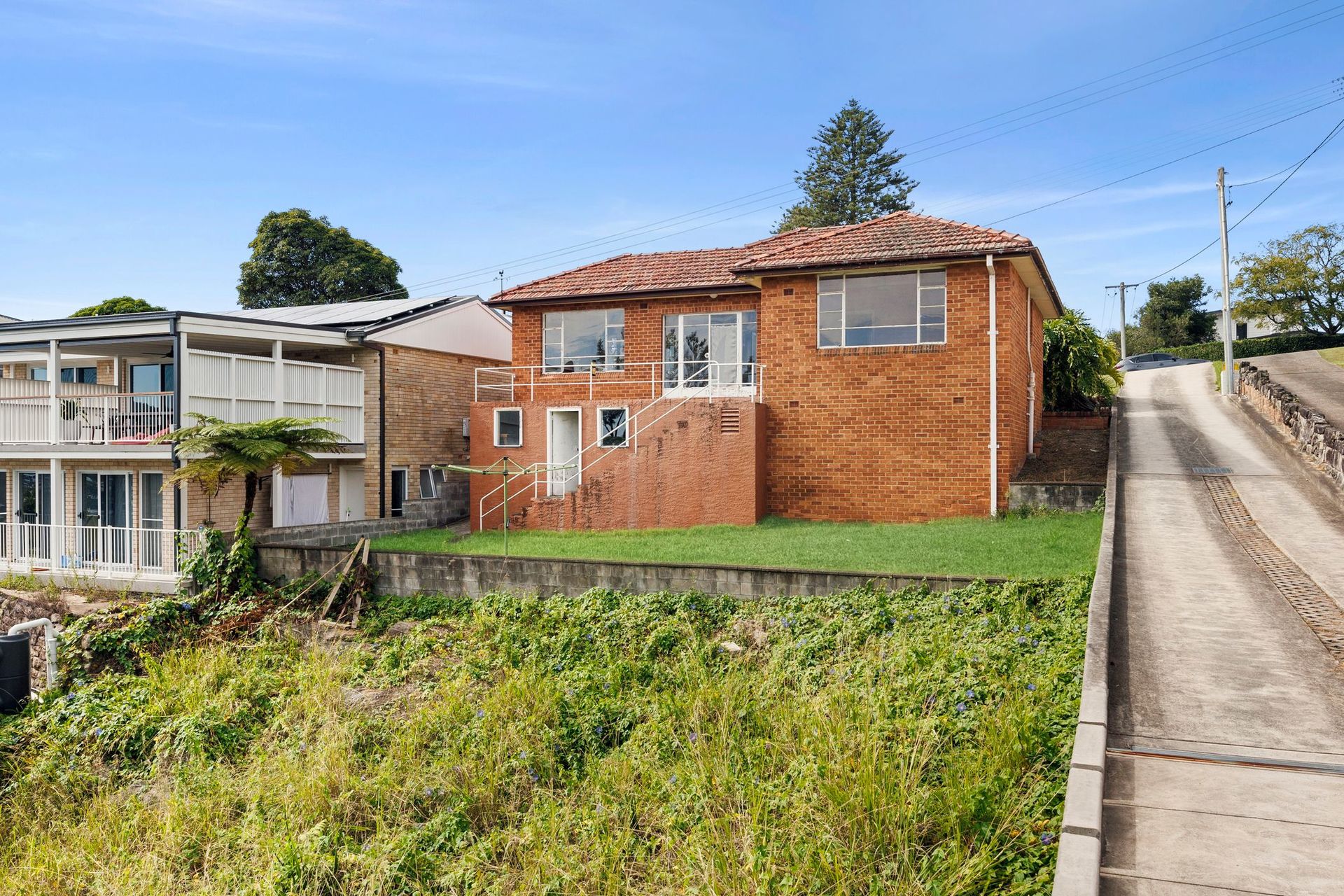 43 McDonald Street, Freshwater - Thumbnail 3