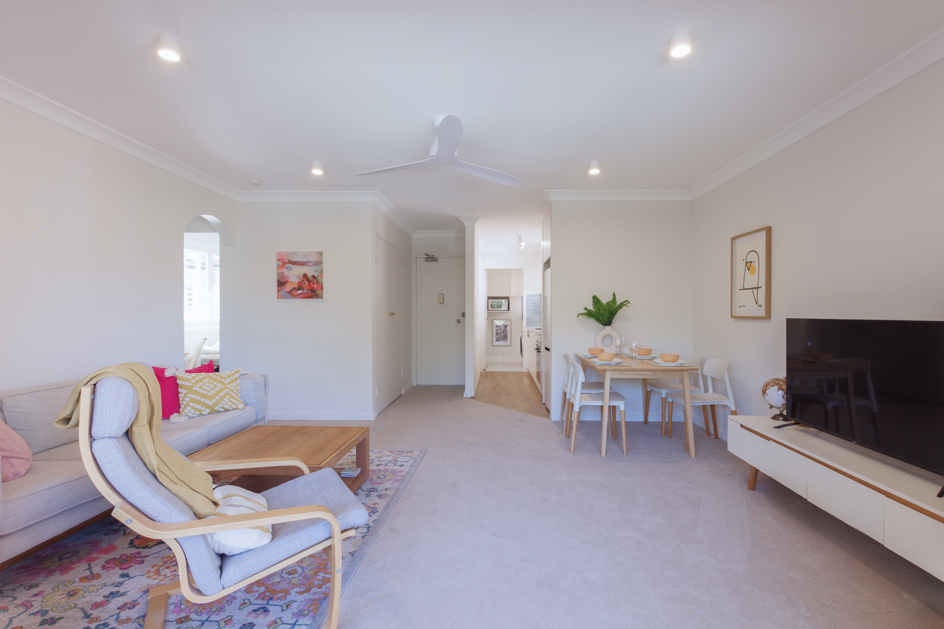 8/113 Oaks Avenue, Dee Why - Image 1