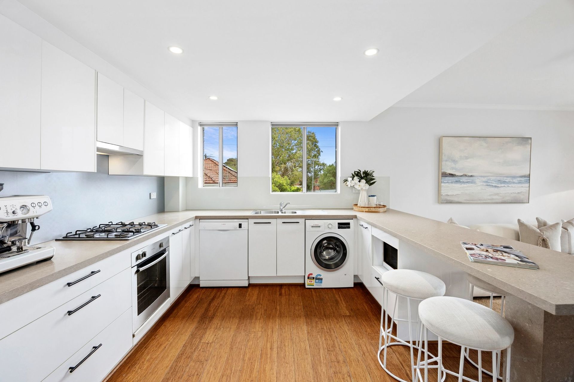 5/47 Harbord Road, Freshwater - Thumbnail 3