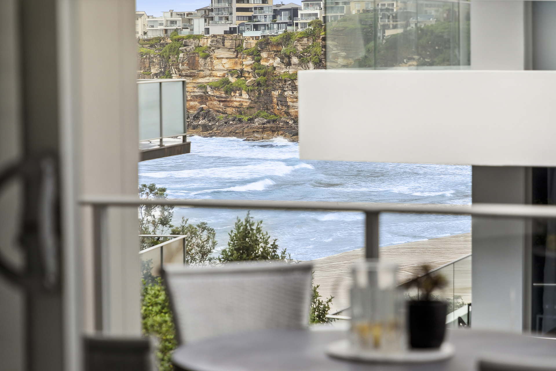 1/75 Evans Street, Freshwater - Thumbnail 5