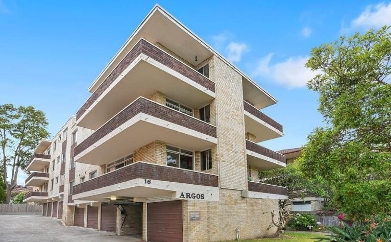 2/16 Regent Street, Dee Why - Thumbnail 7