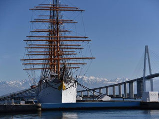 2015.12.8.の海王丸と立山連峰