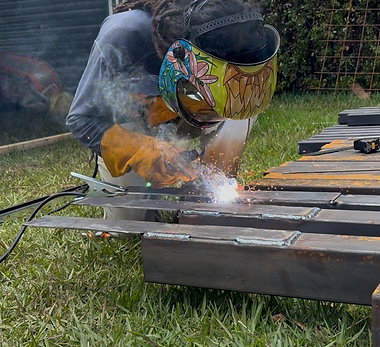 construcción columpios gigantes Guatemela