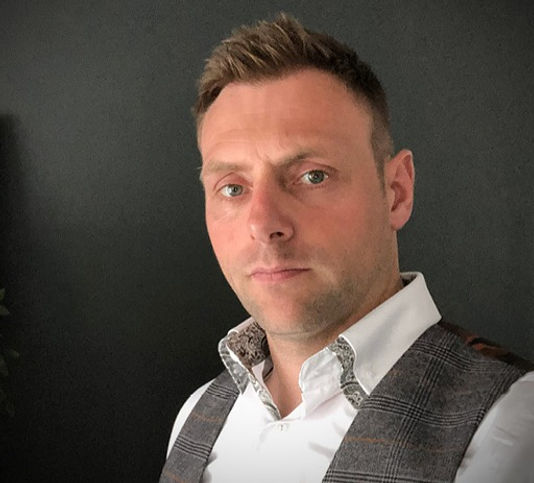 profile pic_edited.jpg