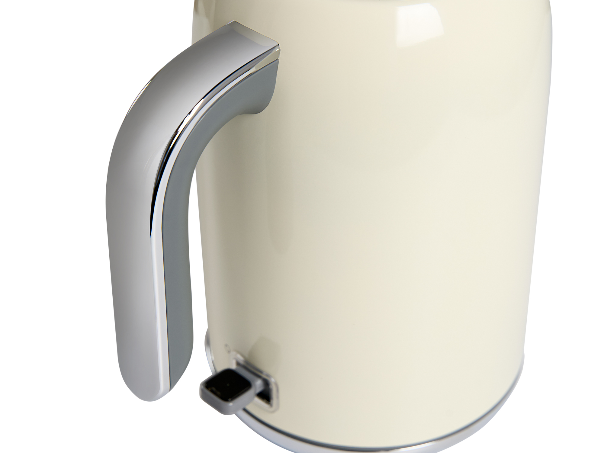 1.8L Kettle (Hertford / SD-259B) in Cream & Chrome view 4