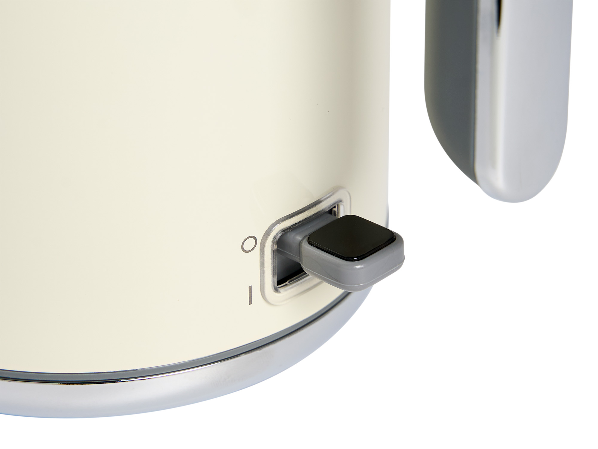 1.8L Kettle (Hertford / SD-259B) in Cream & Chrome view 9