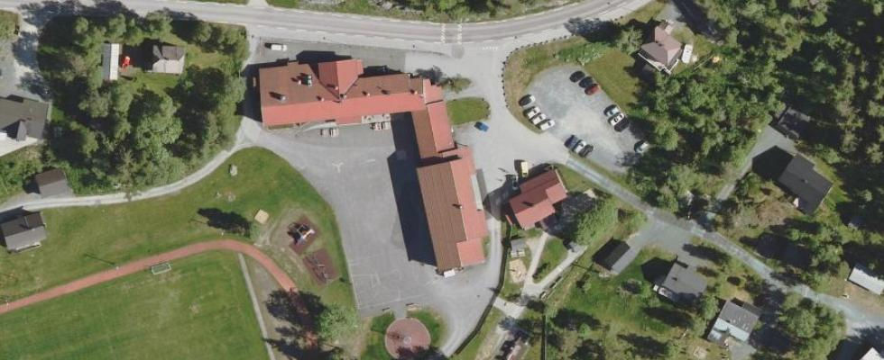 HØYDALSMO SKULE
