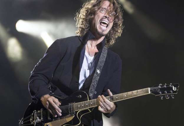 Minuto de silencio por Chris Cornell