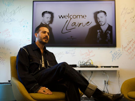 Llane da un nuevo paso en su carrera y firma con prestigioso sello discográfico