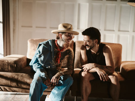 Nanpa Básico y Camilo unen sus voces en “EAVEMARIA” una oda al arte y lo sublime