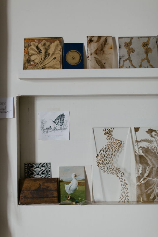 Verre Églomisé Samples in Lisa Stimpson’s Studio