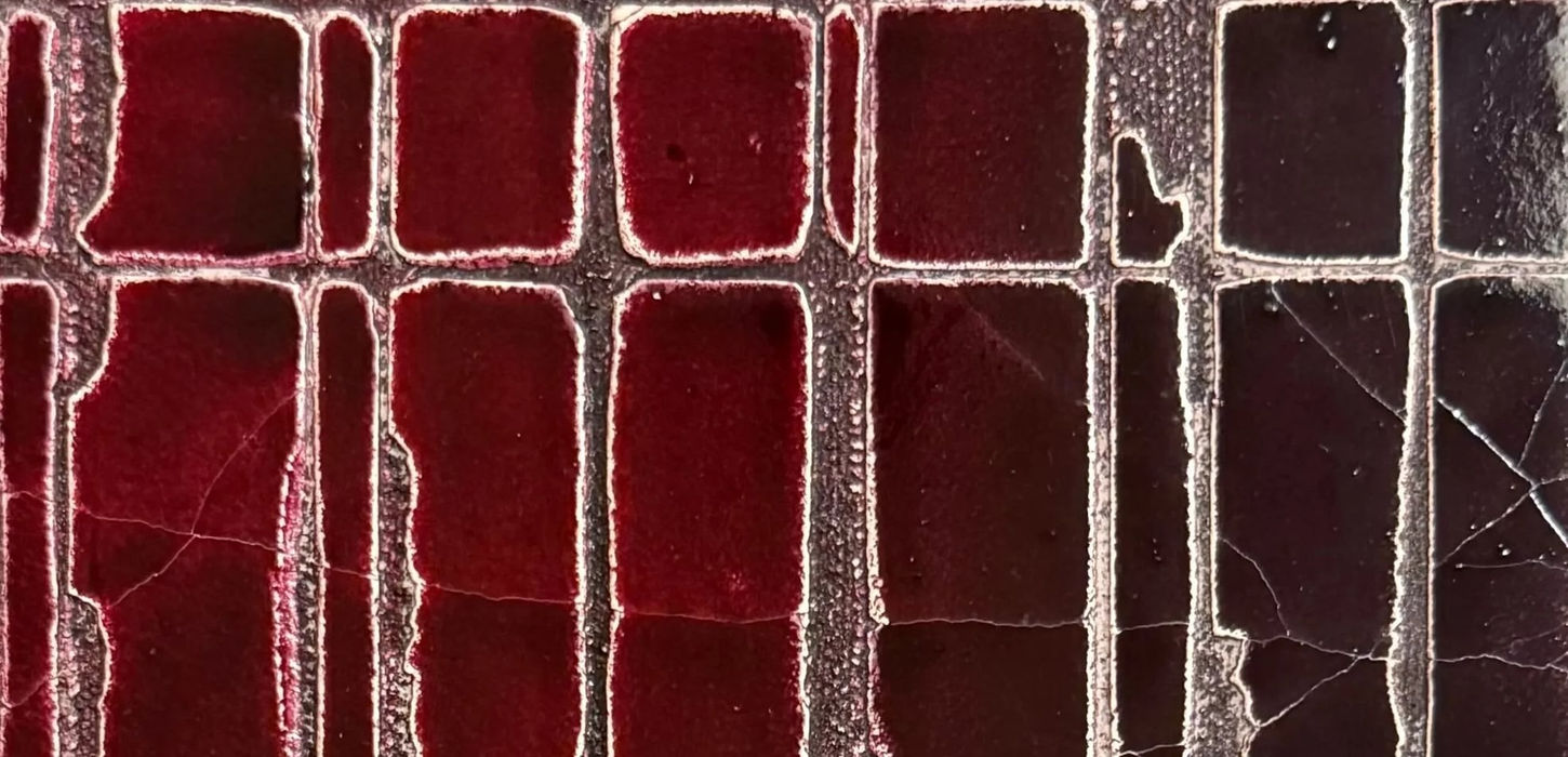 Red Ombré Lacquer Brisé Cracked Gesso