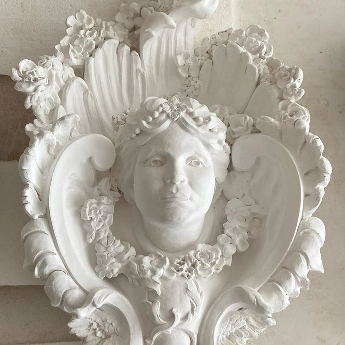 Cast Plaster Cartouche