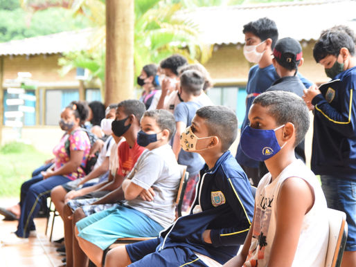 Volta às aulas em Ilhabela: rede municipal de ensino retoma ensino 100% presencial
