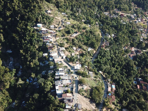 Ilhabela realiza nova operação contra ocupações irregulares