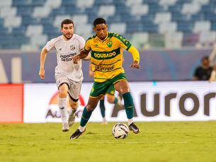 Richard defende duas cobranças de pênalti e Cuiabá é derrotado em casa pelo Ceará