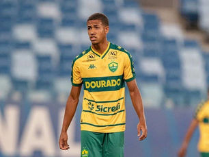 Promessa de 16 anos com 30 gols em 2025 integra lista do Cuiabá para a disputa da Copinha