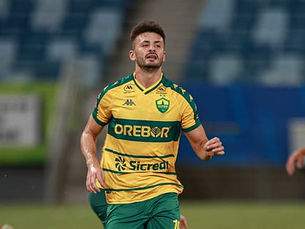 Cuiabá e Estudiantes fecham acordo por atacante argentino