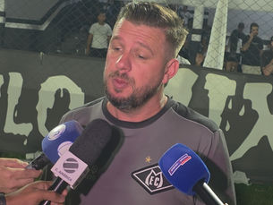 Lucas Isotton mantém futuro em aberto, mas revela ter recebido propostas para deixar o Mixto