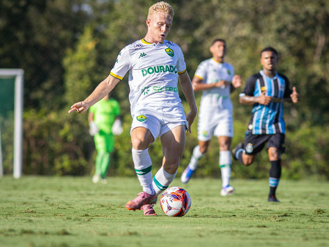 Cuiabá vence o Grêmio no CT Manoel Dresch e ganha fôlego na briga contra o rebaixamento