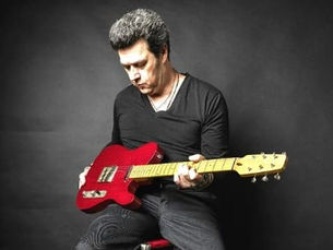 Guitarrista norte-americano se apresenta em festival de Blues em Chapada dos Guimarães