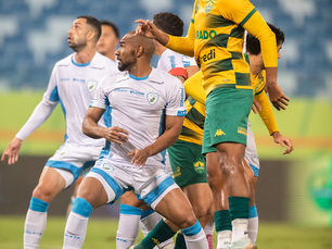 Em noite iluminada de Vinicius Peixoto, Cuiabá busca o empate contra o Londrina