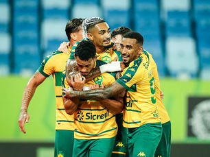 Cuiabá bate o Vila Nova na Arena Pantanal e se reaproxima do G4