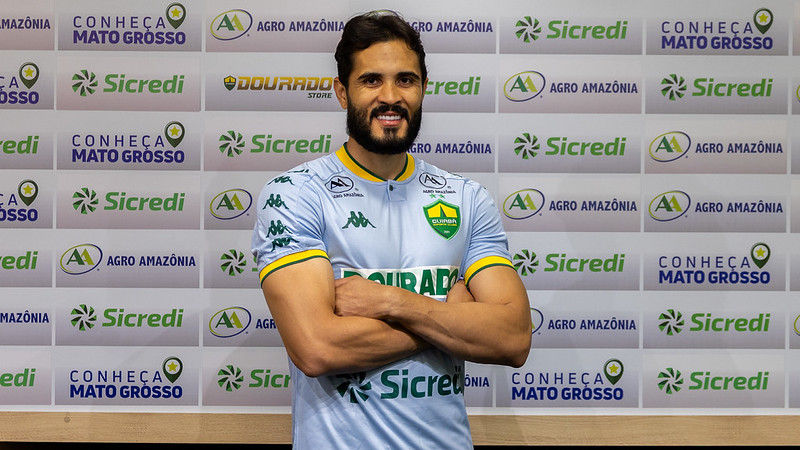 Cuiabá anuncia goleiro Jean Carlos como novo reforço para a temporada