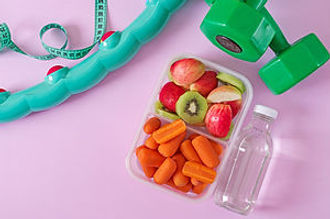 At RD Nutrition Counseling located in Totowa, NJ, we are sports and fitness nutrition specialists. Julien, a registered dietitian nutritionist, provides personalized sports nutrition counseling to support your sports and fitness goals. Whether you’re an elite athlete or just getting started on your wellness journey, we can help.