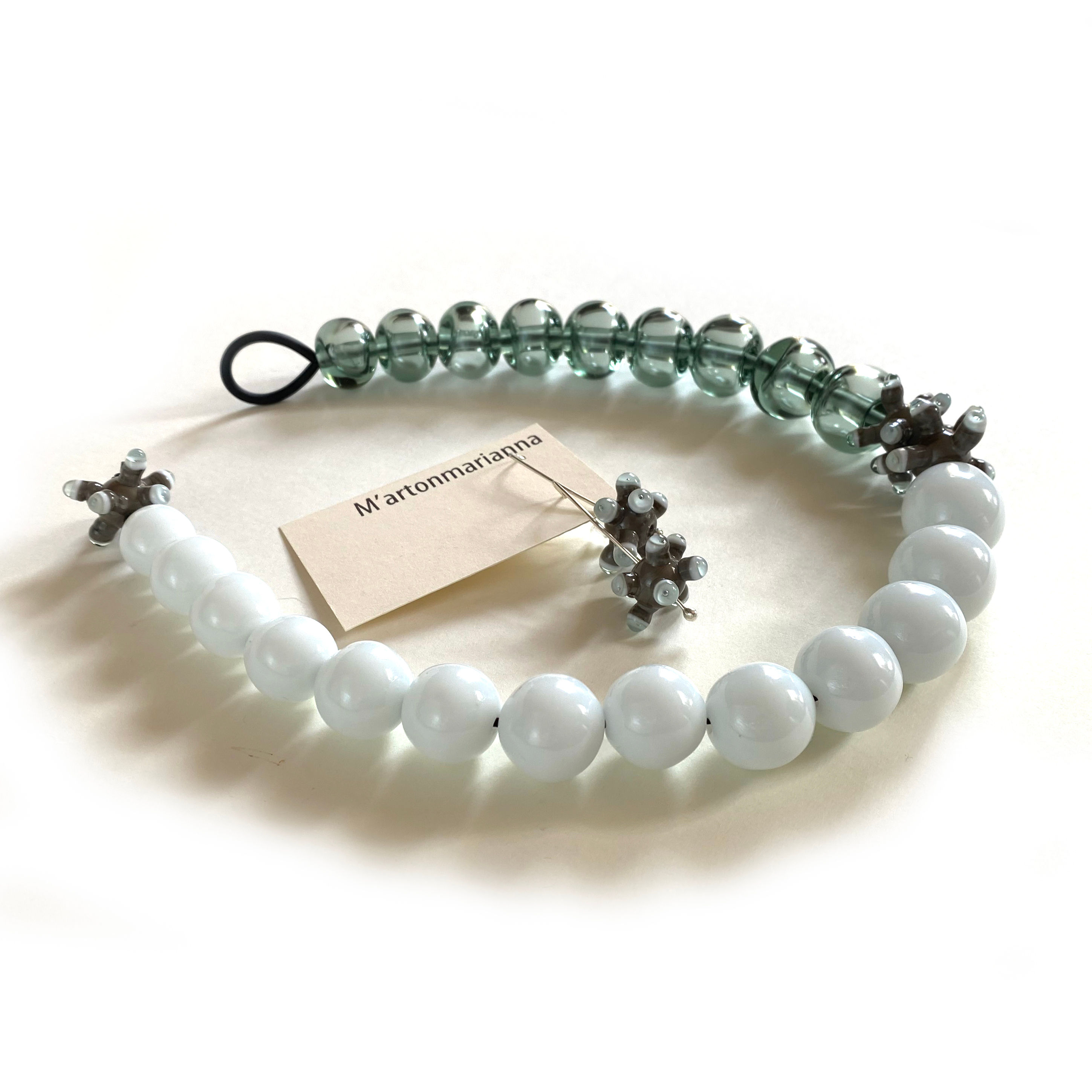 Szürke oktopusz nyaklánc