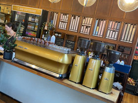 Flat Whites & Kiwi Vibes: New Zealand’s Coffee Culture