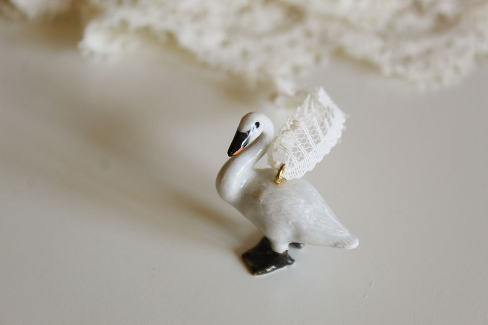 Thumbnail: White Swan