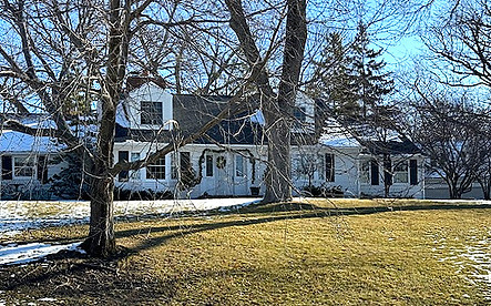 Beautiful traditional home on spacious lot