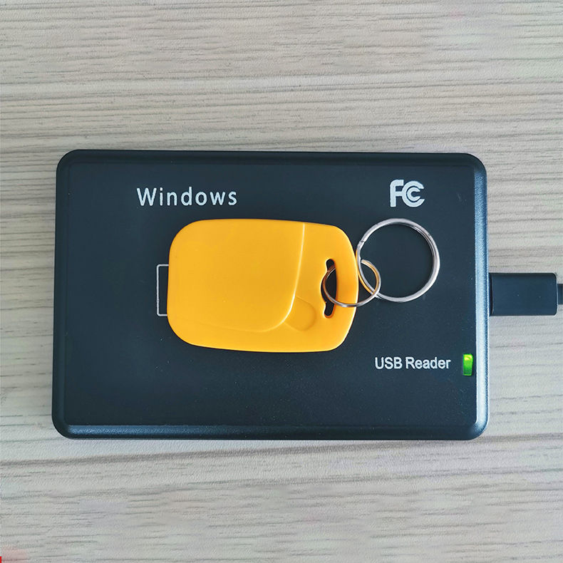 Miniatura: 10pcs Dual Chip Frequency 2 In 1 RFID 125KHZ T5577 EM4305+13.56MHZ UID Rewritabl