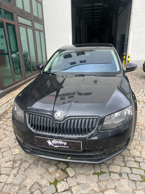 Skoda Octavia przyciemnianie szyb aplikacja folii kameleon  Lublin