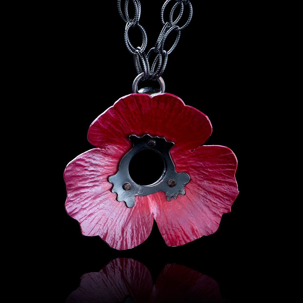 Grand Poppy Necklace