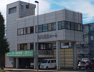 井上シートの店舗外観