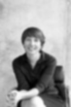 Professionelles Partnerin-Portrait von Heine Architects.