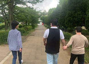 実習生散歩_edited.jpg